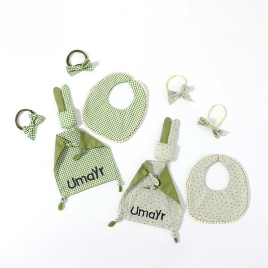 Personalized Baby Bibs & Headband Set – Cotton Linen, Soft & Stylish